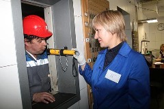 Шахтеры Evraz будут проходить обязательное тестирование на алкоголь Шахтеры Evraz будут проходить обязательное тестирование на алкоголь
